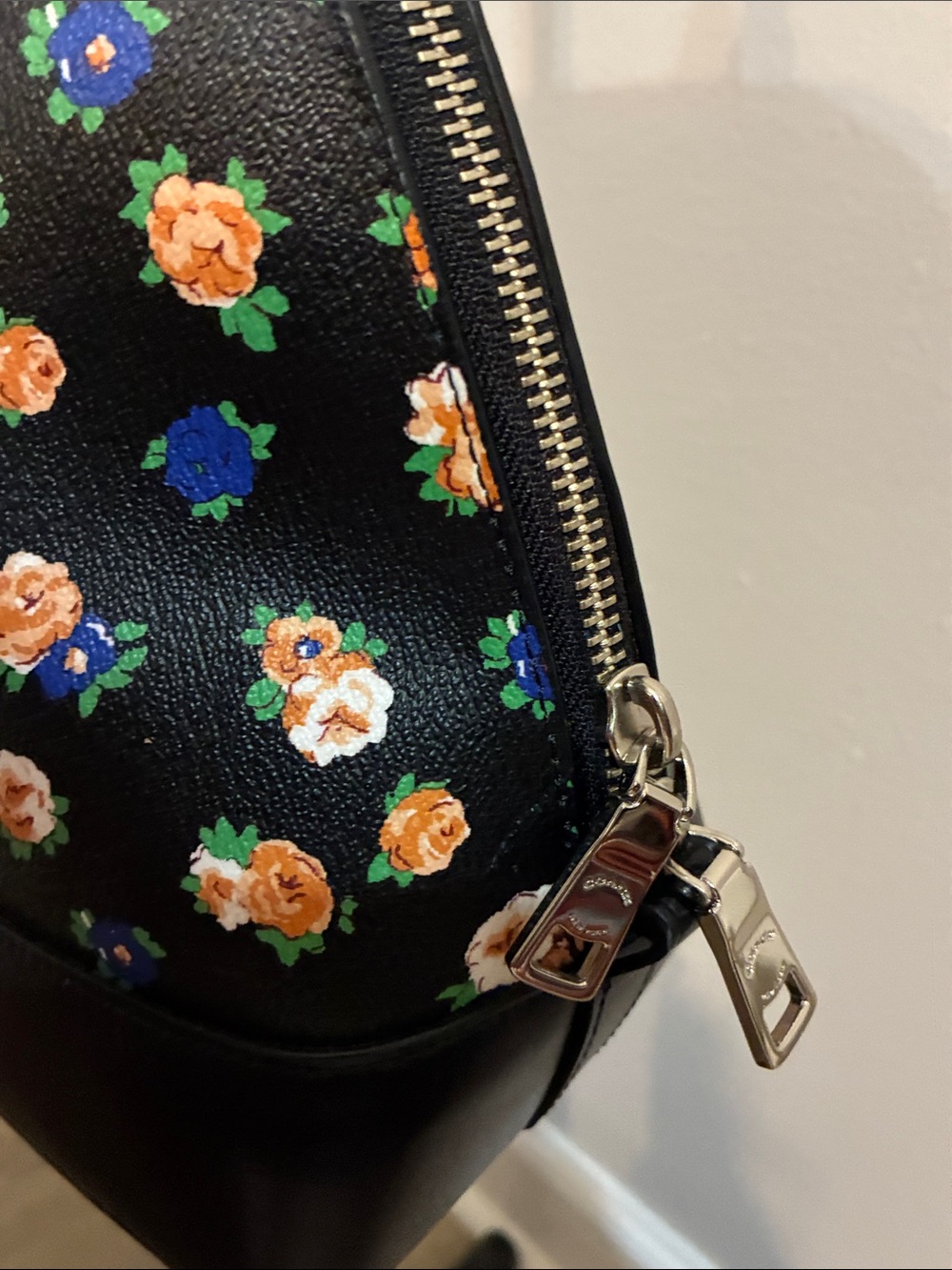 Coach Tea Rose Black Floral Dome Satchel — Orange, Blue & White Flowers - Picture 3 of 16